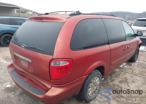 2005 Chrysler Town & Country Lx z USA, uszkodzony, nr VIN 2C4GP44R95R518423